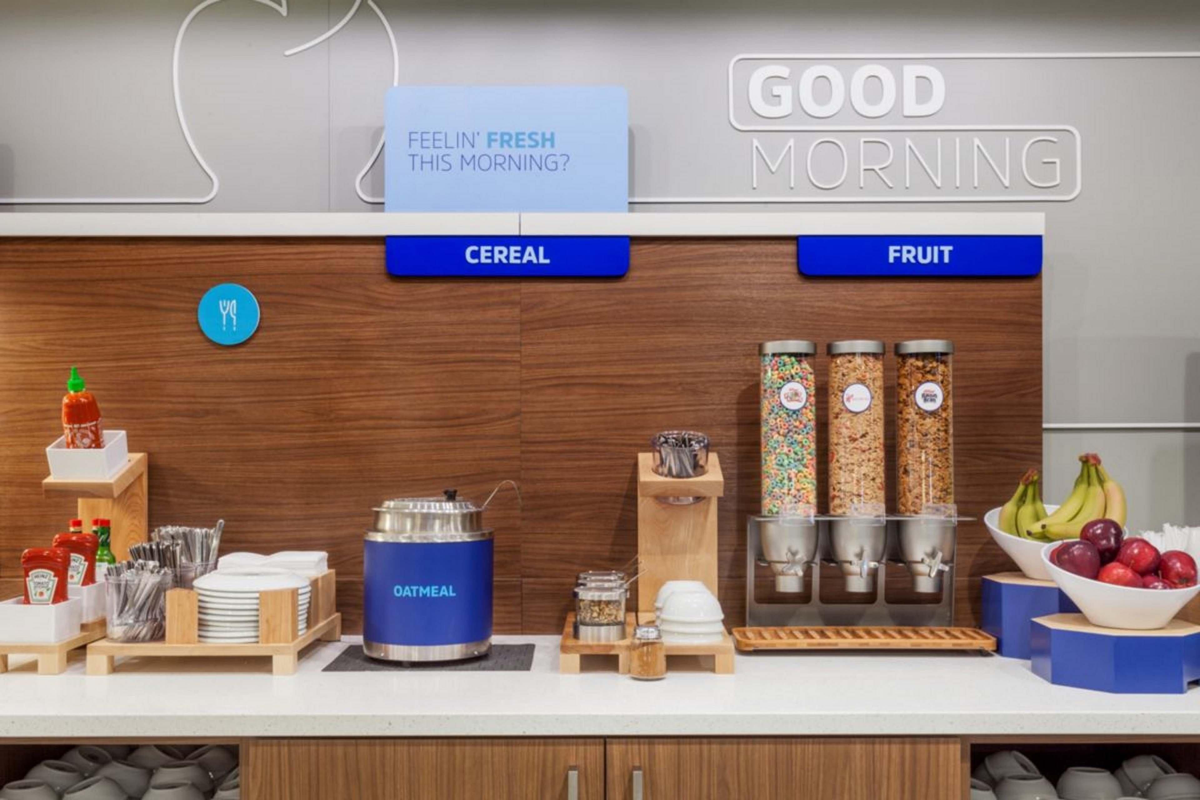 Holiday Inn Express & Suites - Oxford By Ihg Екстер'єр фото
