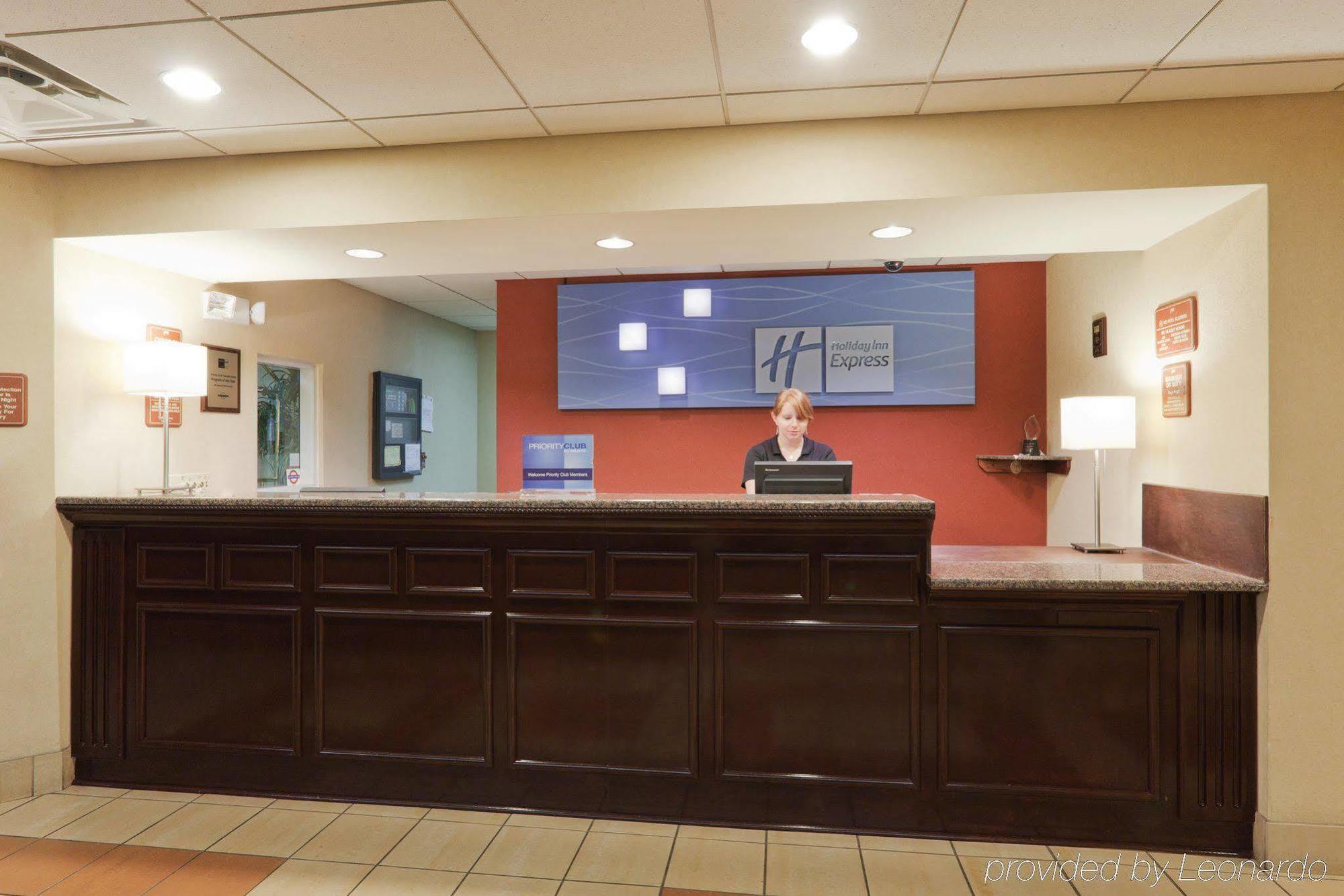 Holiday Inn Express & Suites - Oxford By Ihg Інтер'єр фото
